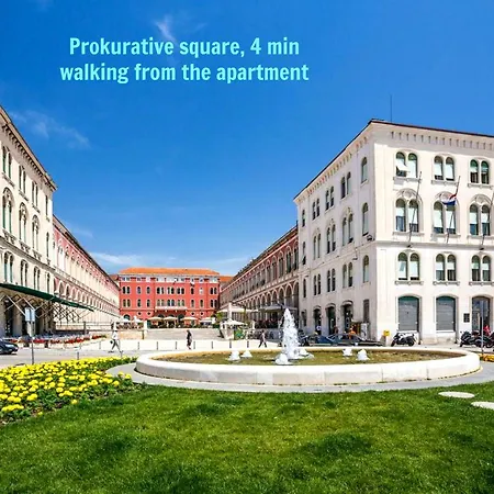 Comfortable Lovrincevic In The Center Of * スプリト